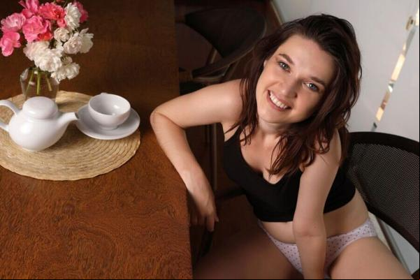Beautiful Models - AMELIA - Pink Tea