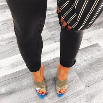 Sexy Foot Influencer 
