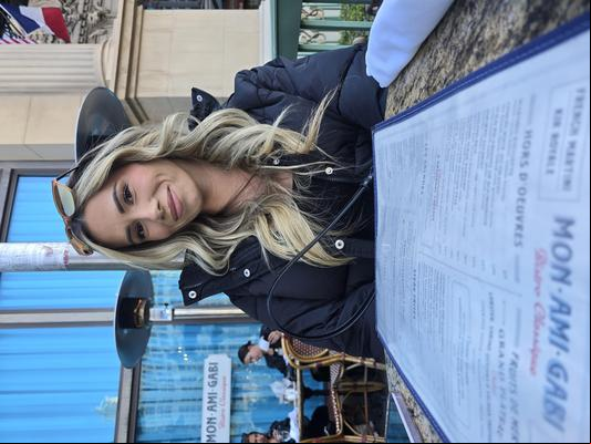Kendall White: Vegas After Dark